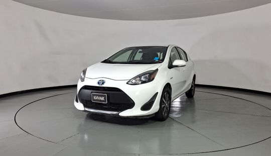 Toyota • Prius C