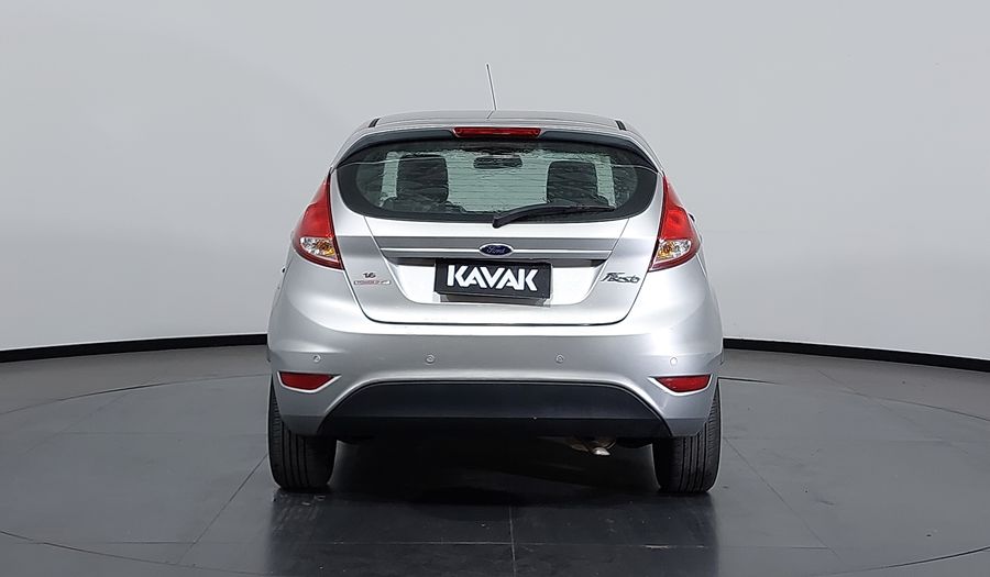 Ford Fiesta 1.6 16V TIVCT SE Hatchback 2014