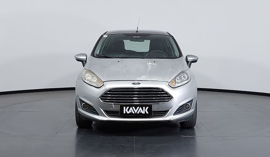 Ford Fiesta 1.6 16V TIVCT SE Hatchback 2014