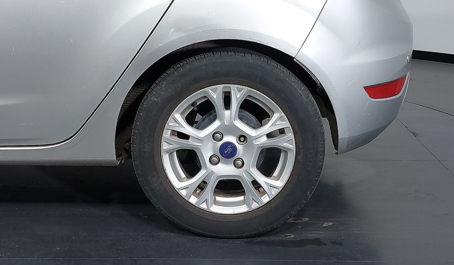 Ford Fiesta 1.6 16V TIVCT SE Hatchback 2014