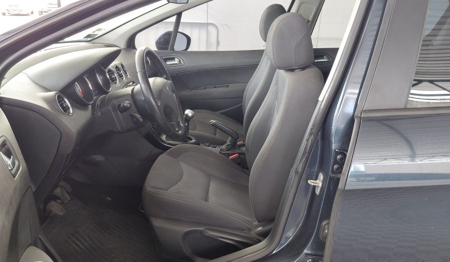 Peugeot 308 1.6 ALLURE Hatchback 2016