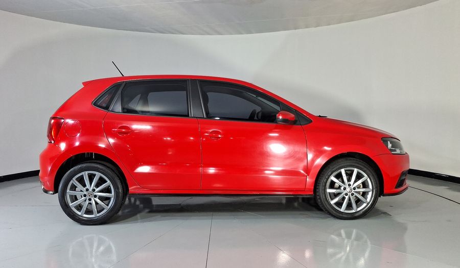 Volkswagen Polo 1.6 COMFORTLINE PLUS Hatchback 2021