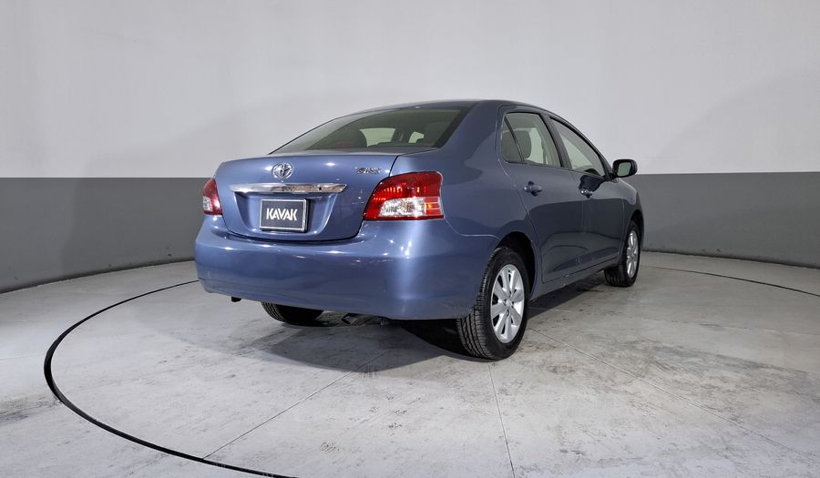 Toyota Yaris 1.5 SEDAN PREMIUM AT Sedan 2015