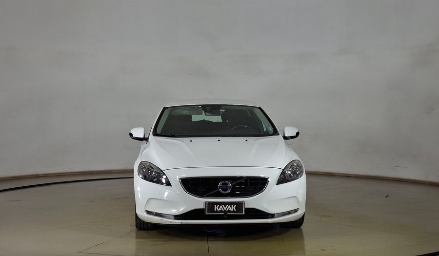 Volvo V40 2.0 D2 COMFORT Hatchback 2016