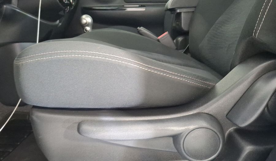 Nissan March 1.6 ADVANCE AUTO Hatchback 2021