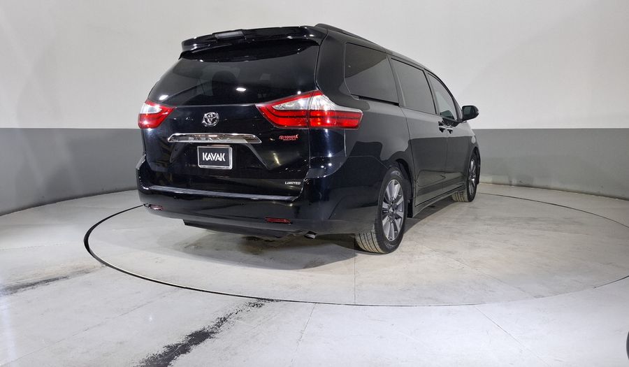 Toyota Sienna 3.5 LIMITED AT Minivan 2018
