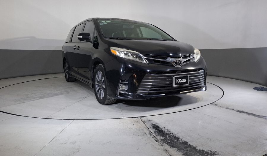 Toyota Sienna 3.5 LIMITED AT Minivan 2018