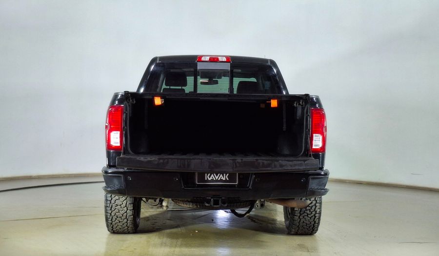 Chevrolet Silverado 5.3 LT Z71 REGULAR CAB AUTO 4WD Pickup 2018