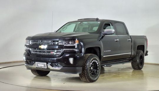 Chevrolet • Silverado
