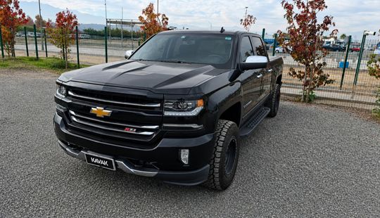 Chevrolet • Silverado
