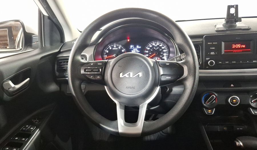 Kia Rio 1.6 L AUTO Sedan 2022
