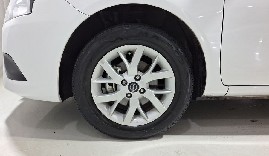 Nissan V-drive 1.6 A/C AUDIO Sedan 2023