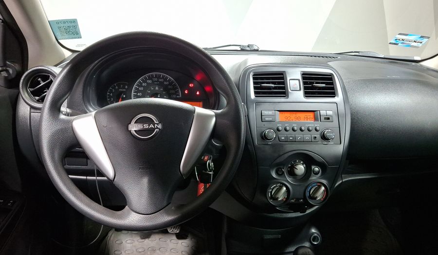 Nissan V-drive 1.6 A/C AUDIO Sedan 2023