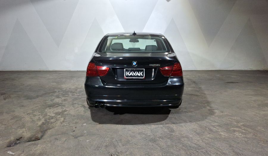 Bmw Serie 3 2.5 325IA NAVI AT Sedan 2010