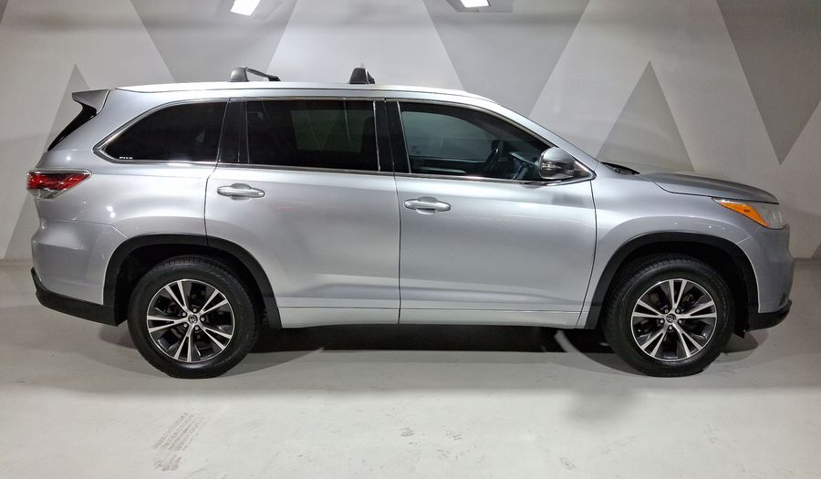 Toyota Highlander 3.5 XLE Suv 2016