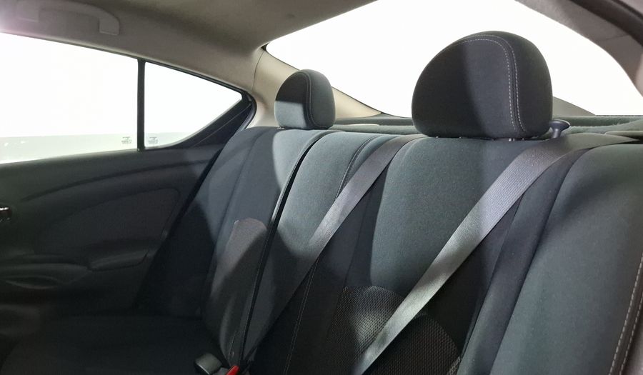 Nissan Versa 1.6 ADVANCE TA AC Sedan 2016