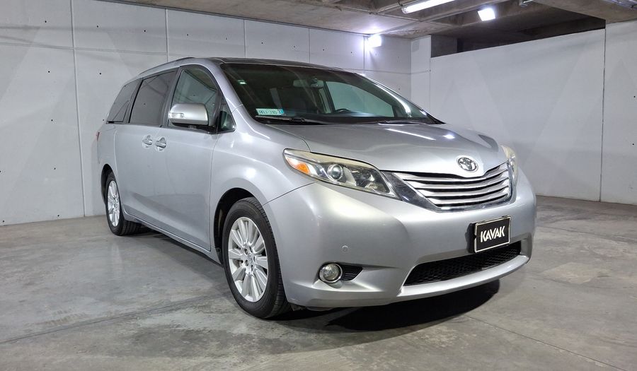 Toyota Sienna 3.5 LIMITED AT Minivan 2017