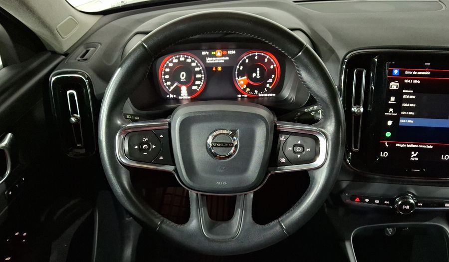 Volvo Xc40 2.0 T5 MOMENTUM AUTO 4WD Suv 2020