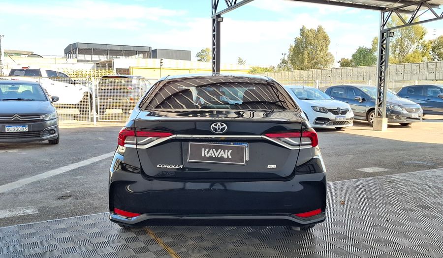 Toyota Corolla 2.0 XLI CVT Sedan 2023