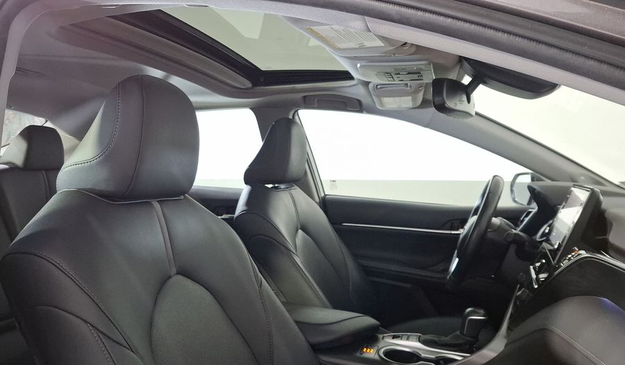 Toyota Camry 2.5 HEV XLE AUTO Sedan 2022