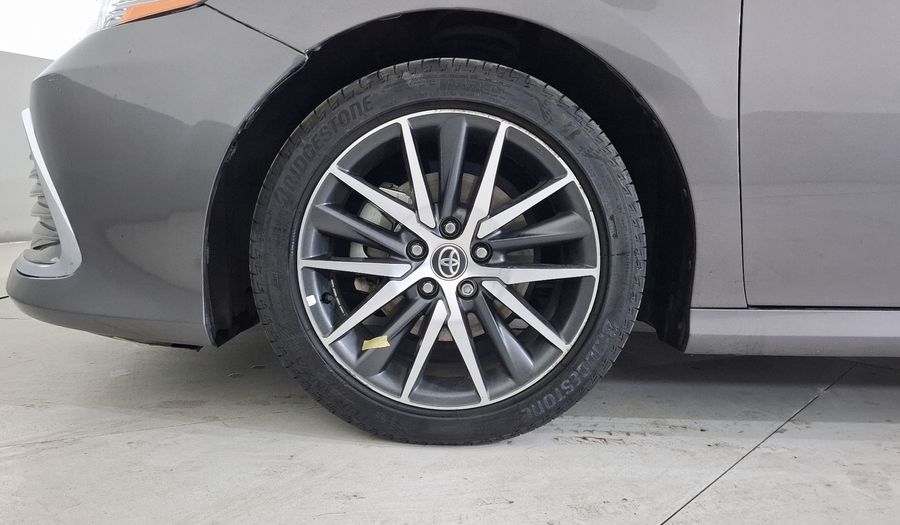 Toyota Camry 2.5 HEV XLE AUTO Sedan 2022