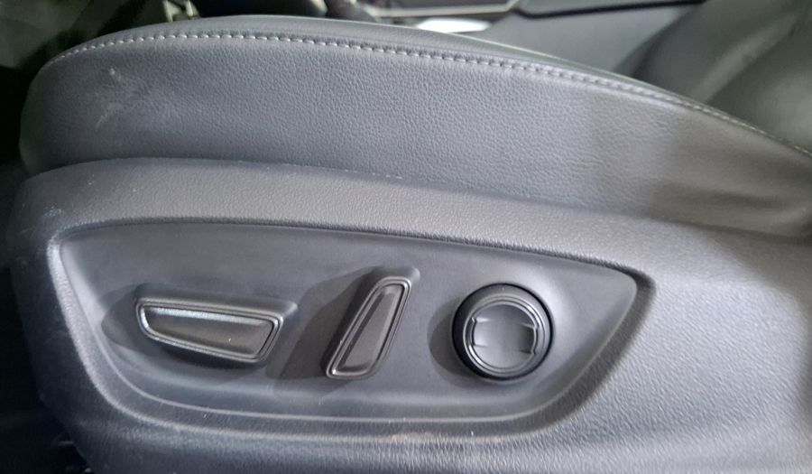 Toyota Camry 2.5 HEV XLE AUTO Sedan 2022