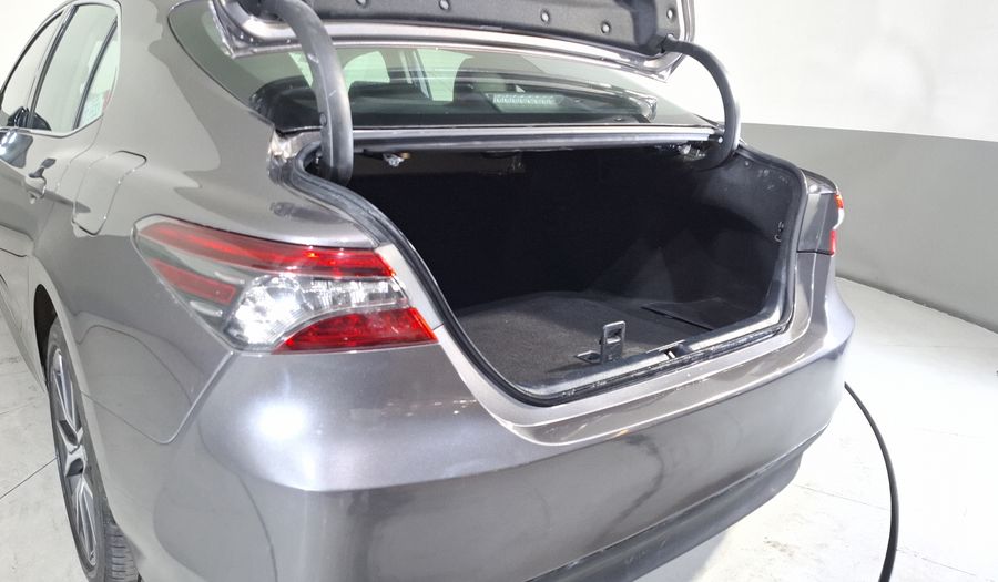 Toyota Camry 2.5 HEV XLE AUTO Sedan 2022