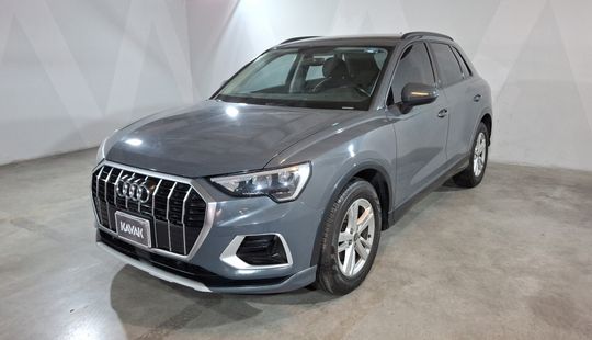 Audi • Q3