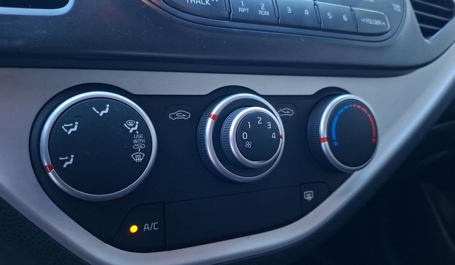 Kia Morning 1.2 EX FULL AUTO Hatchback 2018