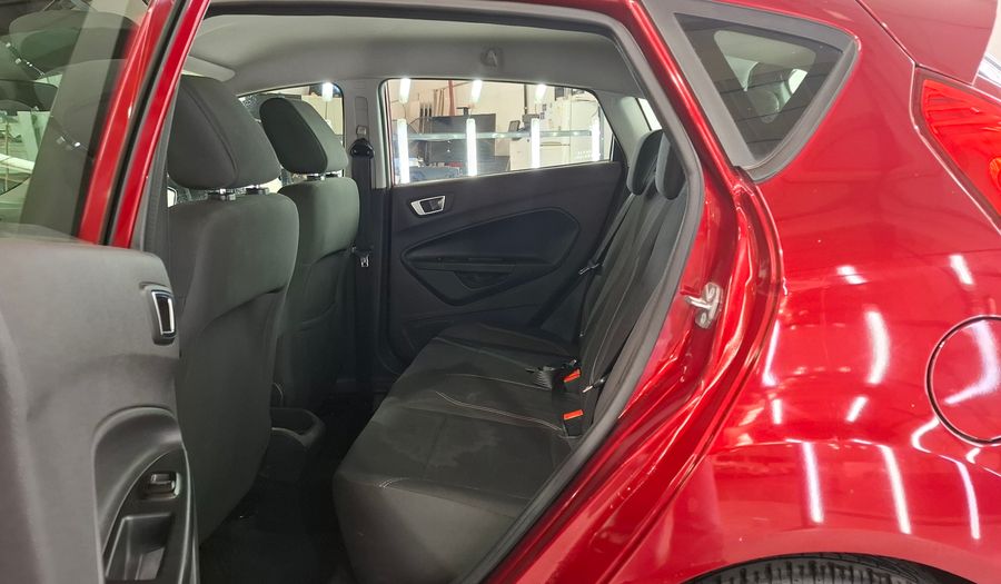 Ford Fiesta Kinetic Design 1.6 SE Hatchback 2016