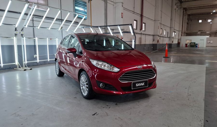 Ford Fiesta Kinetic Design 1.6 SE Hatchback 2016