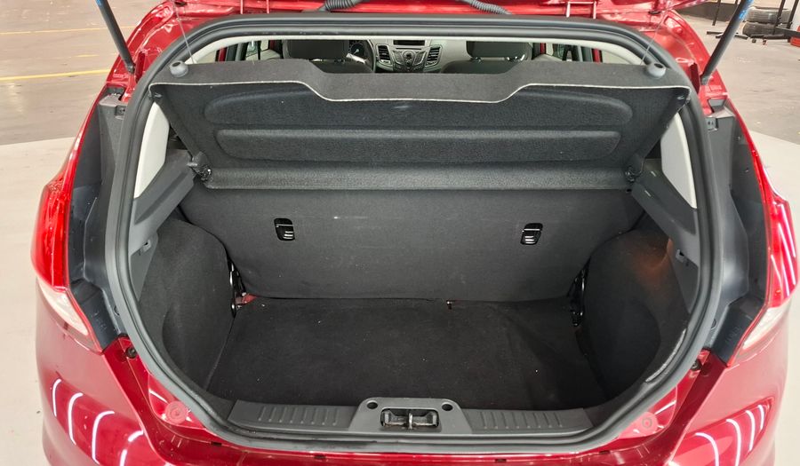 Ford Fiesta Kinetic Design 1.6 SE Hatchback 2016