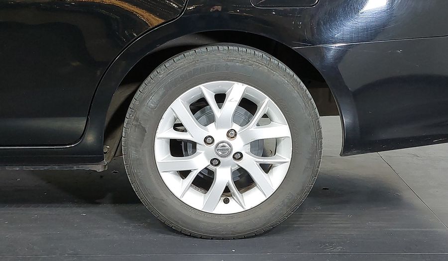 Nissan Versa 1.6 SL Sedan 2016