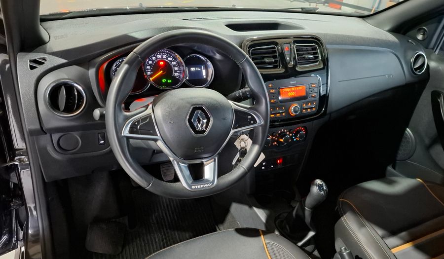 Renault Sandero Stepway 1.6 ZEN Hatchback 2021
