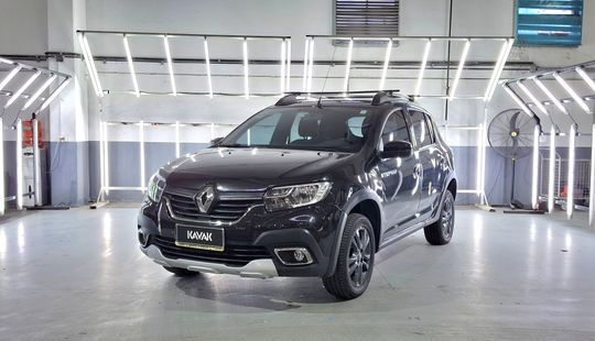 Renault • Sandero Stepway