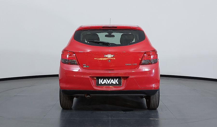 Chevrolet Onix 1.4 SPE/4 LTZ Hatchback 2015