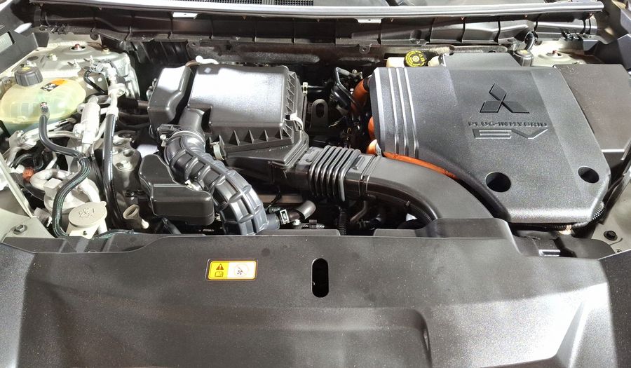 Mitsubishi Outlander 2.4 PHEV LIMITED AUTO 4WD Suv 2023