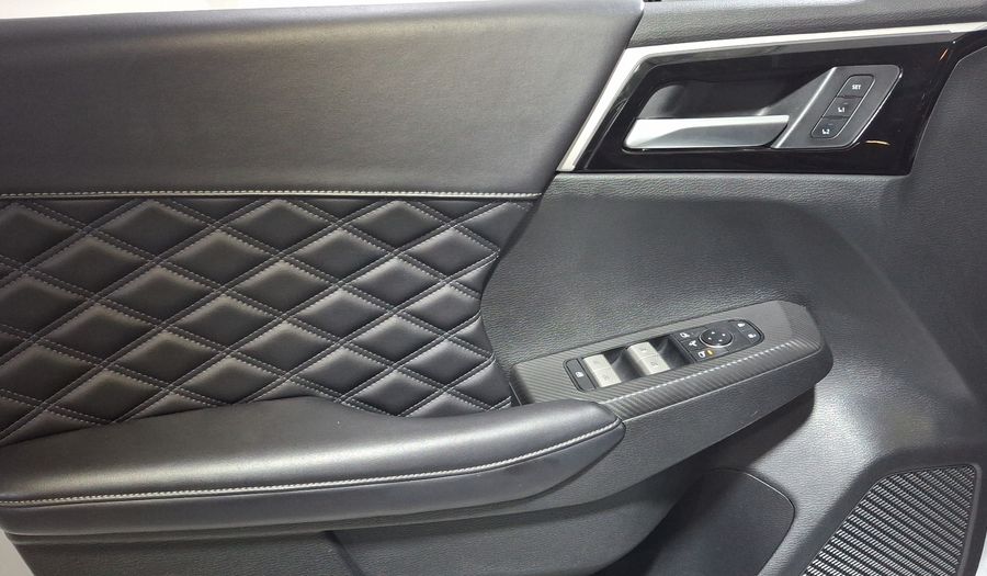Mitsubishi Outlander 2.4 PHEV LIMITED AUTO 4WD Suv 2023