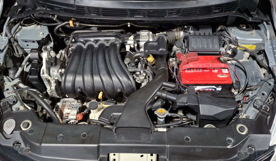Nissan Tiida 1.8 ADVANCE MT Sedan 2017