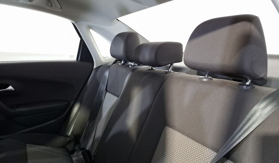 Volkswagen Vento 1.6 COMFORTLINE TIPTRONIC Sedan 2017