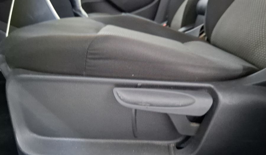 Volkswagen Vento 1.6 COMFORTLINE TIPTRONIC Sedan 2017