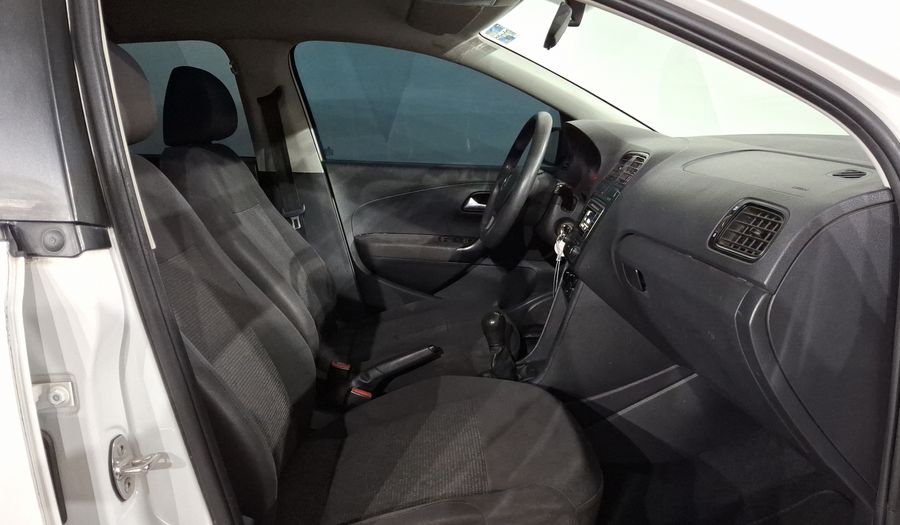 Volkswagen Polo 1.6 STARTLINE Hatchback 2022