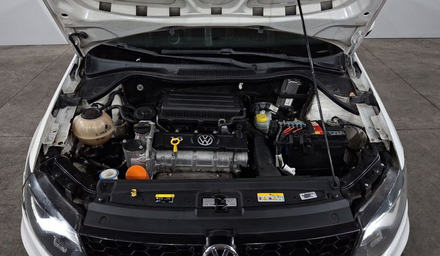 Volkswagen Polo 1.6 STARTLINE Hatchback 2022