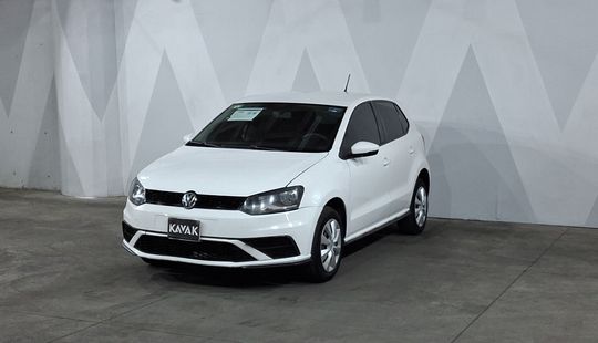 Volkswagen • Polo