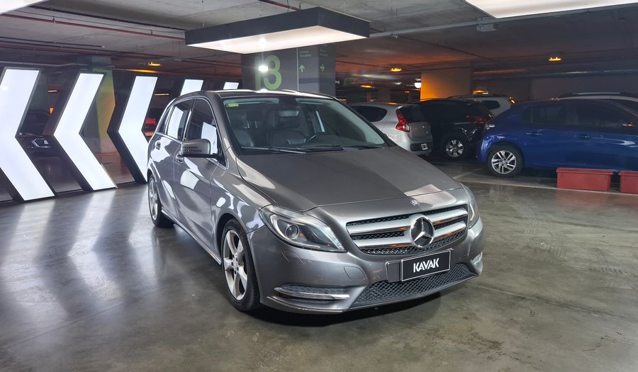 Mercedes Benz Clase B 1.6 200 Minivan 2013