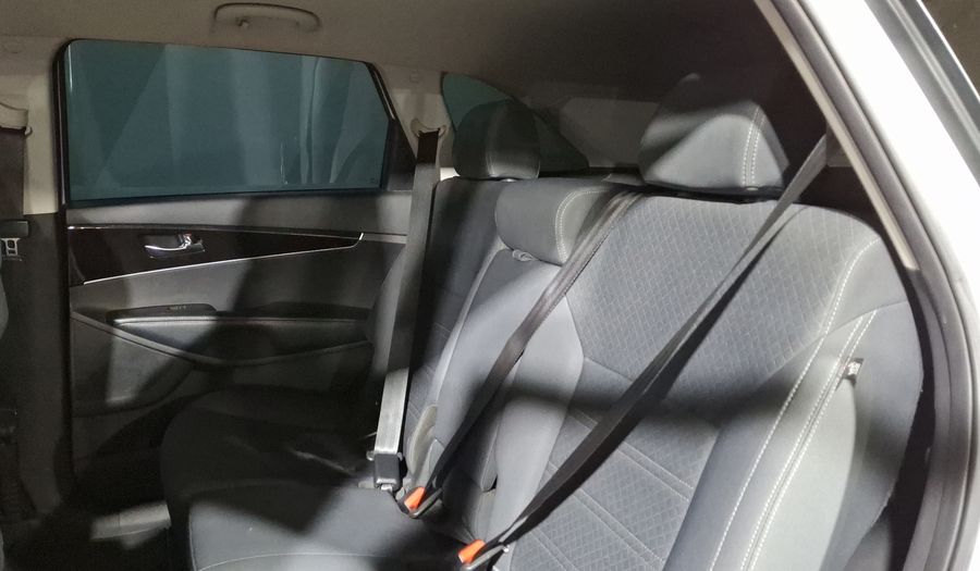 Kia Sorento 2.4 LX AUTO Suv 2018