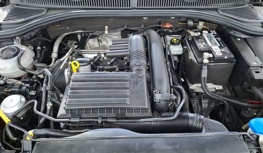 Volkswagen Jetta 1.4 HIGHLINE AUTO Sedan 2019