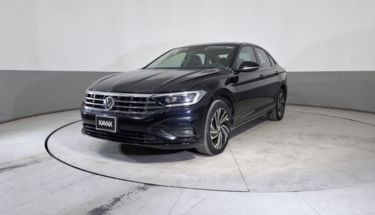 Volkswagen • Jetta