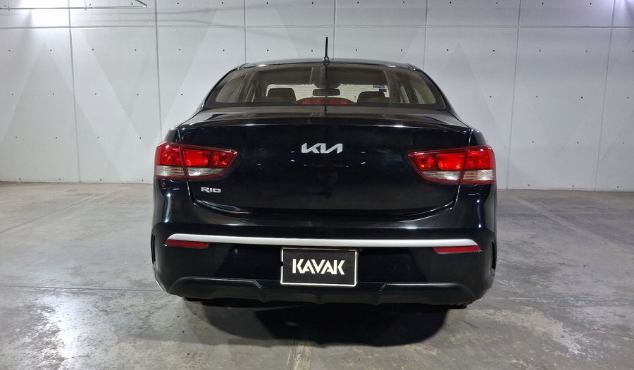 Kia Rio 1.6 L AUTO Sedan 2022