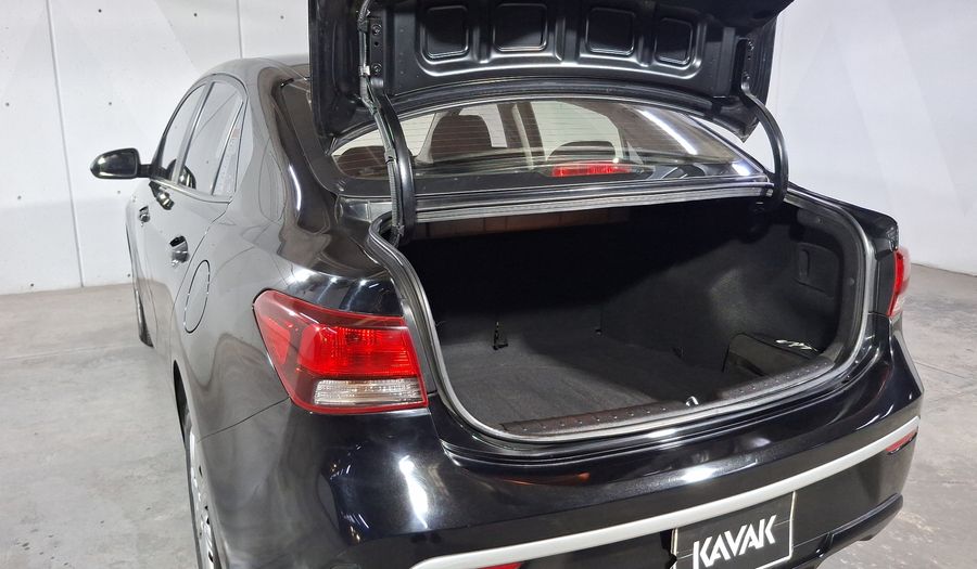 Kia Rio 1.6 L AUTO Sedan 2022